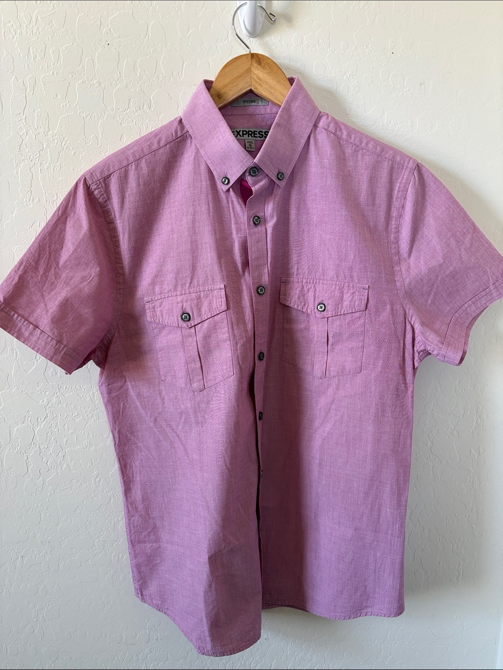 Express Button Down Short Sleeve Fitted Casual Shirt sz Medium